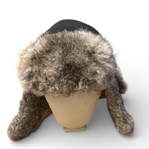 Yukon Track real fur Trapper Hat size L in great condition